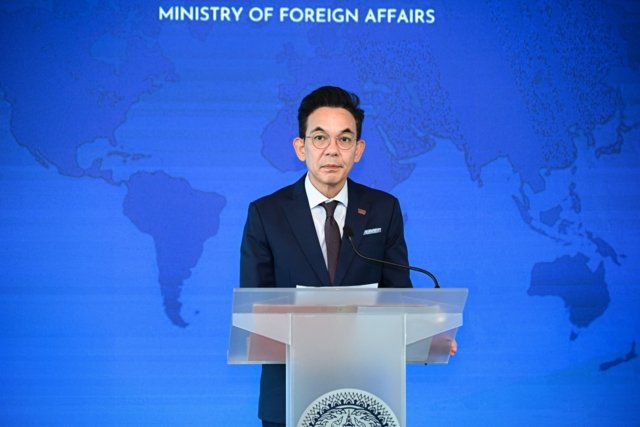Thai spokesman refutes Hun Sen's claim over disputed border area Thai spokesman refutes Hun Sen's claim over disputed border area