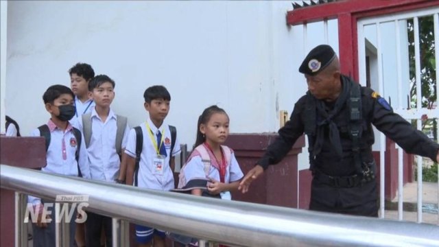 Border crossing restriction eased for Cambodian students in Sa Kaeo Border crossing restriction eased for Cambodian students in Sa Kaeo