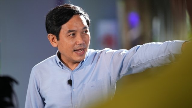 Dr Supat Hasuwannakit: Thailand’s COVID hero faces govt backlash Dr Supat Hasuwannakit: Thailand’s COVID hero faces govt backlash