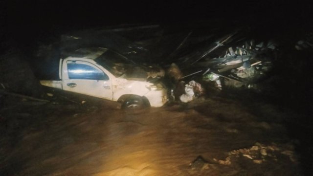 Two people killed, one missing in Chiang Mai mudslide Two people killed, one missing in Chiang Mai mudslide