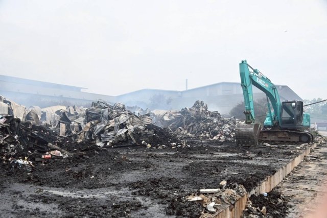 Saraburi tissue factory shut down during blaze investigation Saraburi tissue factory shut down during blaze investigation