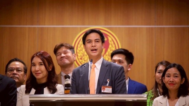 People’s Party submits charter reform bills to curb court and agency powers People’s Party submits charter reform bills to curb court and agency powers