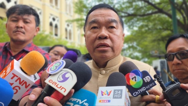 Border relaxation limited to goods, says acting defence minister