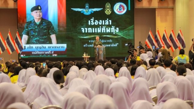 Thai commanders warn reopening checkpoints benefit Cambodia, harm Thailand Thai commanders warn reopening checkpoints benefit Cambodia, harm Thailand