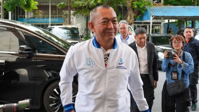 Chalermchai resigns as Democrat leader, cites health reasons
