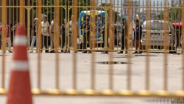 Reopening border with Cambodia poses security and economic dilemma