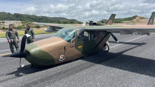 Runway at Phuket airport closed after navy plane’s emergency landing