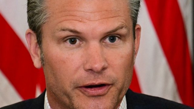 New US strike on alleged drug-smuggling boat kills six
US