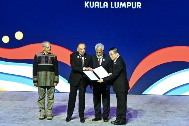 East Timor joins ASEAN after 14-year campaign East Timor joins ASEAN after 14-year campaign