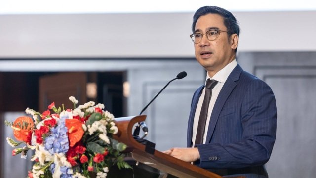 Sethaput enters a new phase in his career, as advisor to Privy Purse Bureau Sethaput enters a new phase in his career, as advisor to Privy Purse Bureau