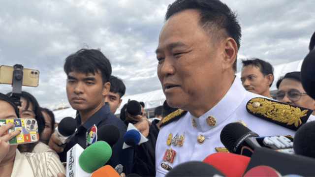 PM questions why previous governments dared not touch Cambodian scam kingpins in Thailand