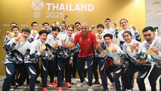 Golden gloves: Thai boxers deliver 14-title sweep