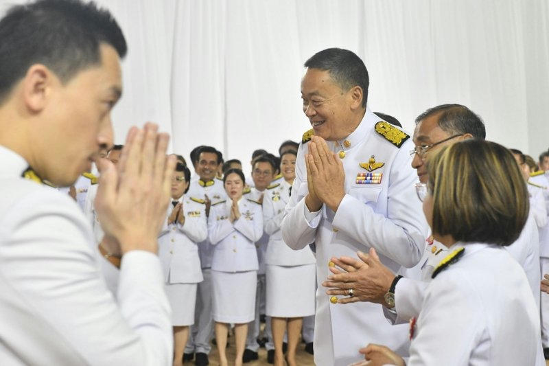 Paetongtarn officially becomes new Thai PM