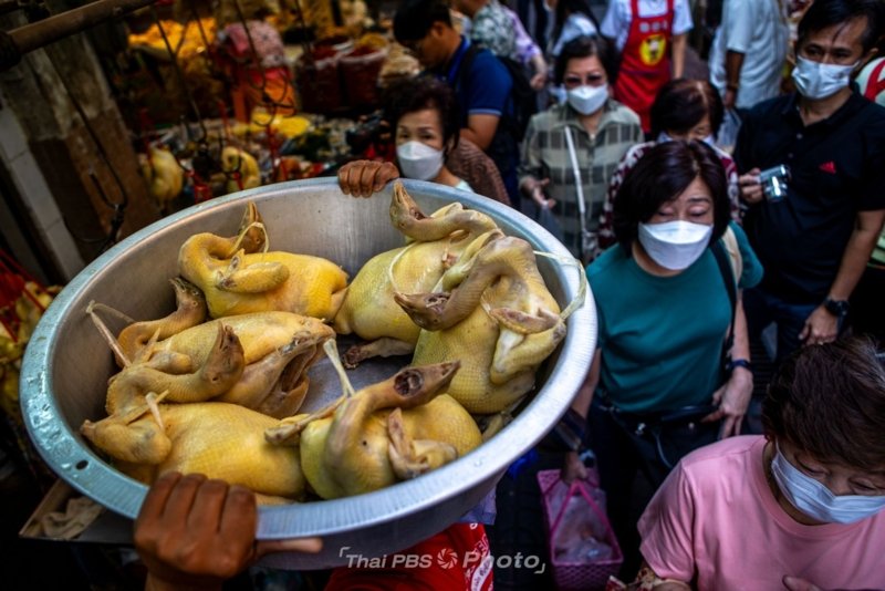 Yaowarat market bustling ahead of Chinese New Year