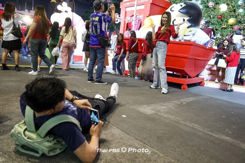How Thais celebrate Christmas in Bangkok
