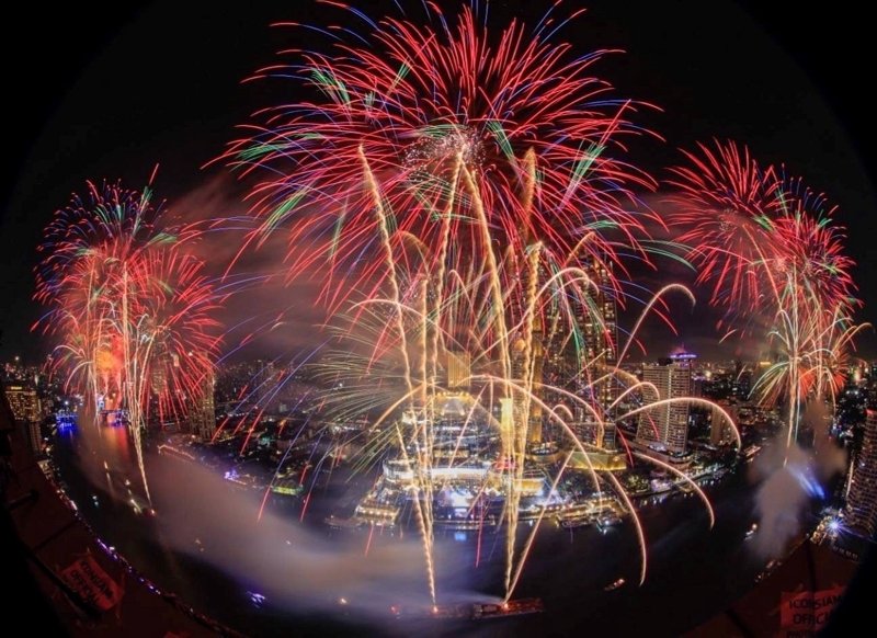 New Year fireworks display in Bangkok