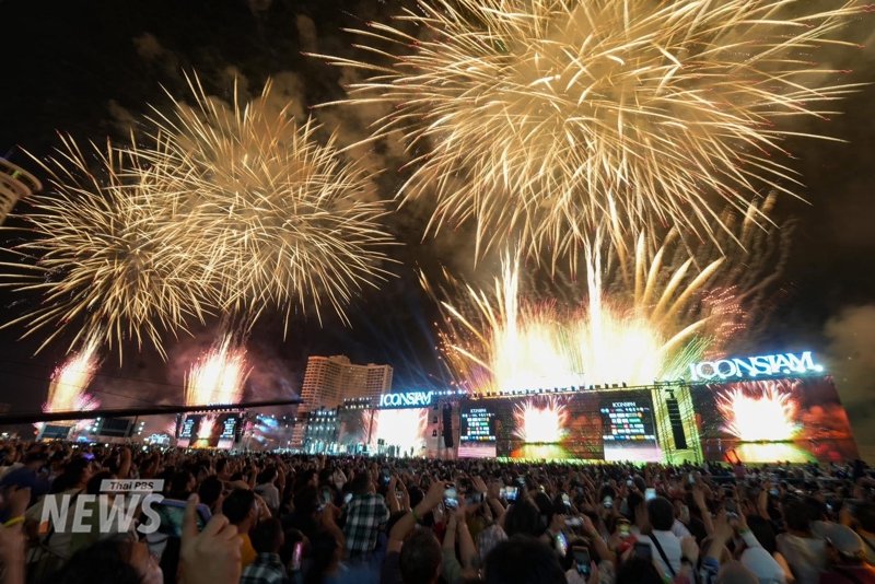 New Year fireworks display in Bangkok
