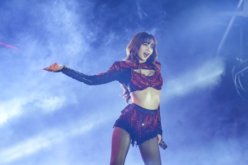 LISA performs at Thailand Amazing Countdown 2025