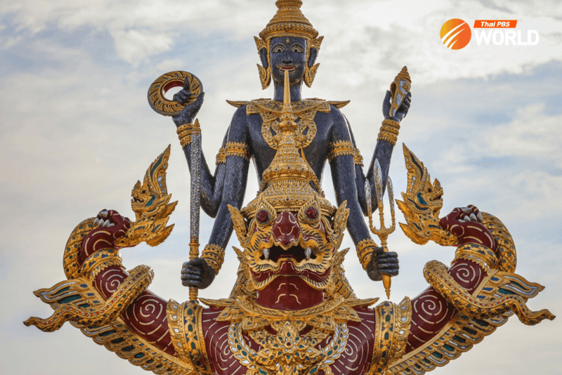 The Royal Barge Procession - in pictures