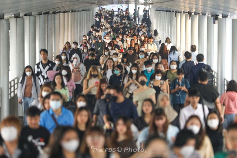 Air pollution in Bangkok reaches unhealthy levels