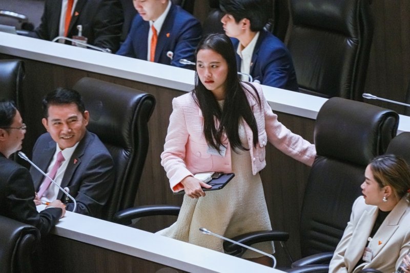 No-confidence debate against PM Paetongtarn - in pictures