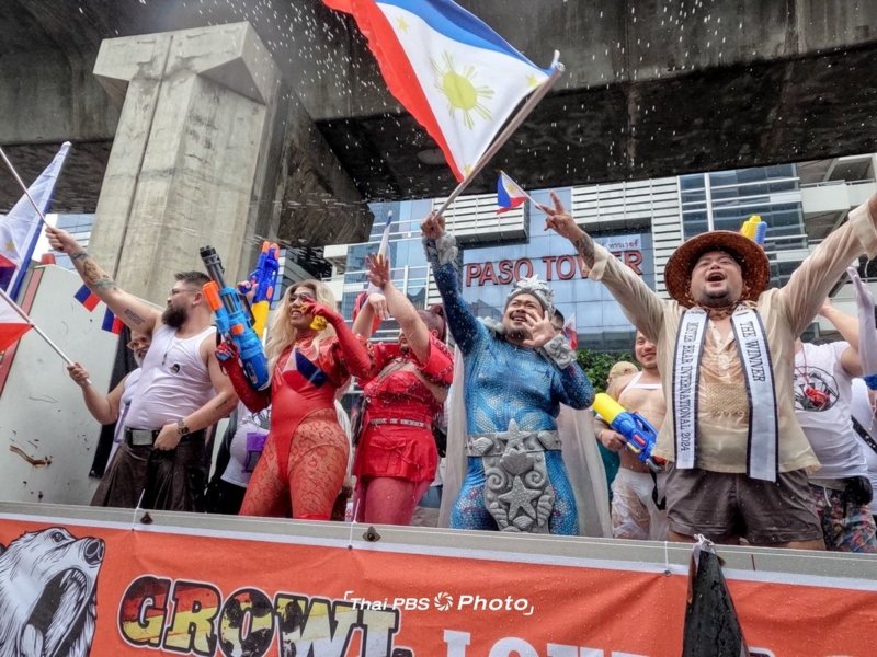 Songkran festivities 2025 - in pictures