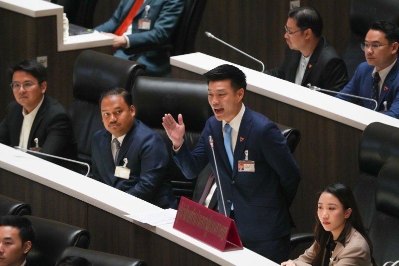 No-confidence debate against PM Paetongtarn - in pictures