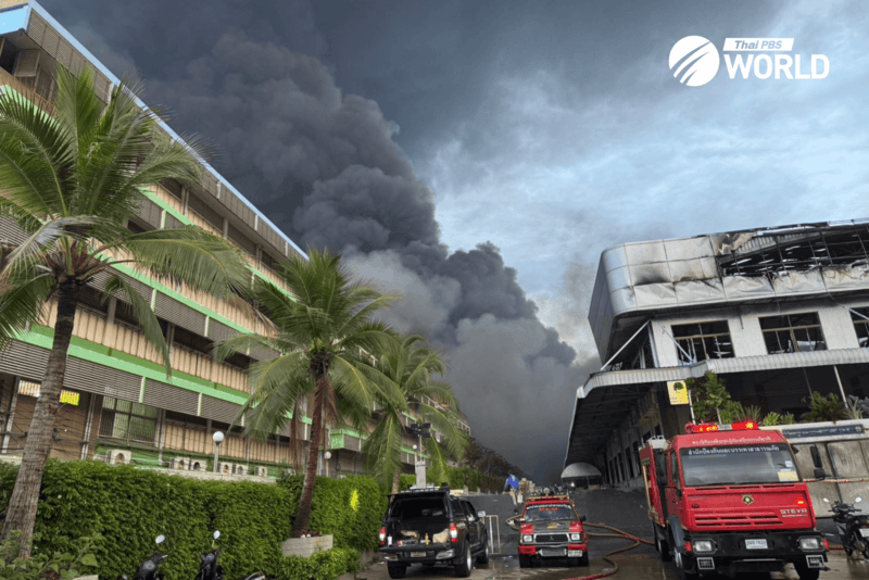 Massive blaze in furniture warehouse in Bangkok's Lad Krabang area