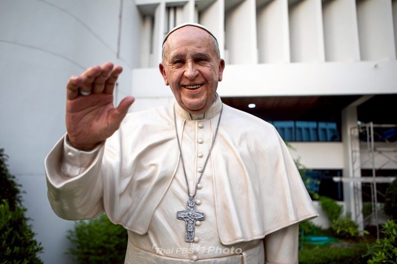 Christians in Bangkok mourn passing of Pope Francis