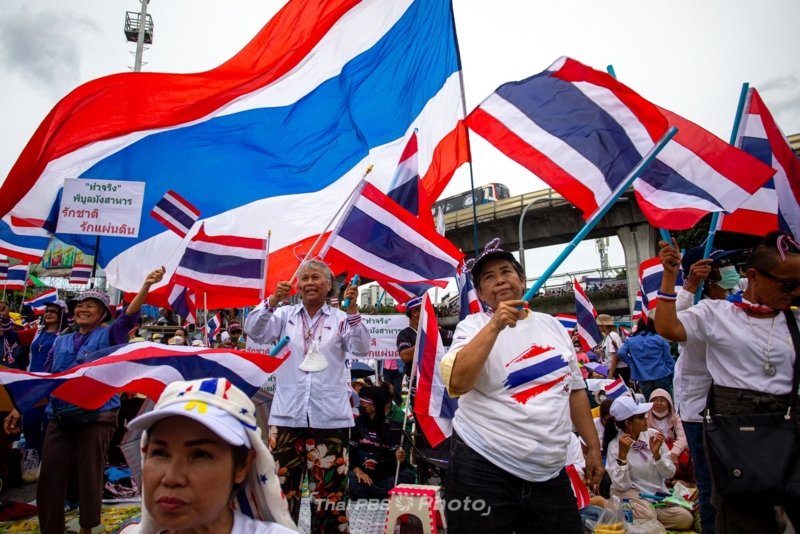 Mass protests against PM Paetongtarn - in pictures