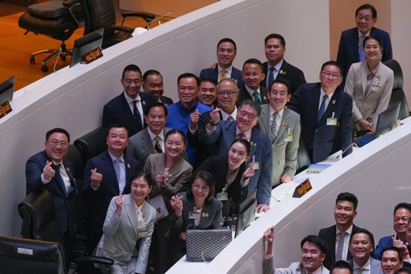No-confidence debate against PM Paetongtarn - in pictures