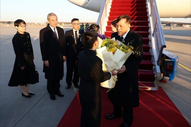 In pictures: Their Majesties state visit to China