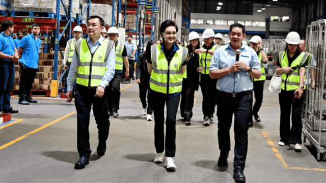 Trade Department checking stocks to ensure sufficient consumer goods