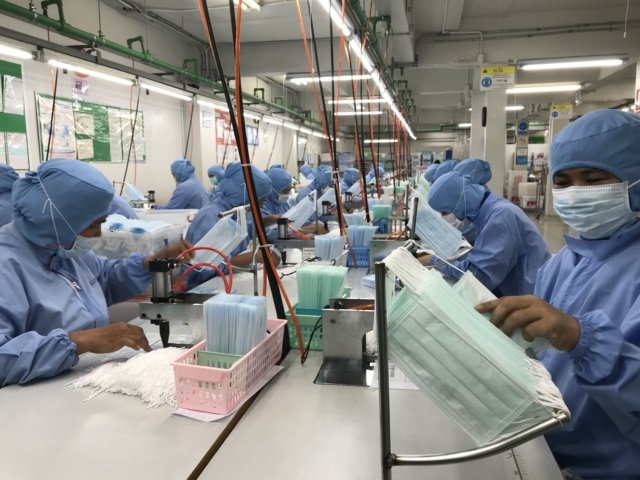 Cabinet imposes controls on masks, synthetic yarn for masks and sanitizers Cabinet imposes controls on masks, synthetic yarn for masks and sanitizers