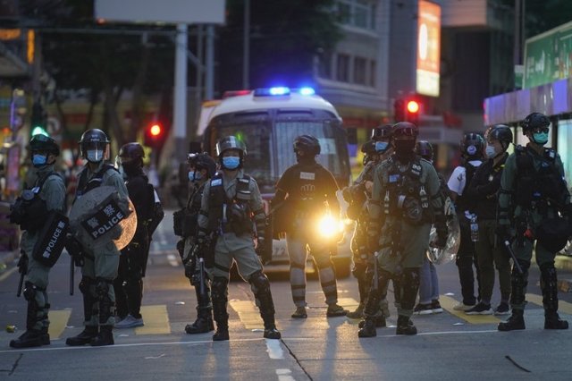 Hong Kong protester arrested on suspicion of stabbing police Hong Kong protester arrested on suspicion of stabbing police