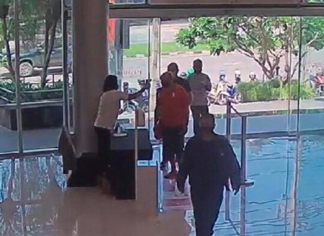 All disease control personnel at U-tapao airport transferred All disease control personnel at U-tapao airport transferred