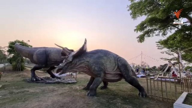 Dinosaurs al fresco Dinosaurs al fresco