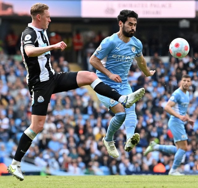 Man City move closer to Premier League title, Arsenal boost top-four bid Man City move closer to Premier League title, Arsenal boost top-four bid
