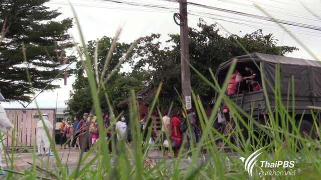 Residents barricade their community in Nakhon Si Thammarat against COVID-19 Residents barricade their community in Nakhon Si Thammarat against COVID-19