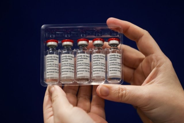 AstraZeneca to be 2nd dose after Sinovac 1st dose, booster for medics AstraZeneca to be 2nd dose after Sinovac 1st dose, booster for medics