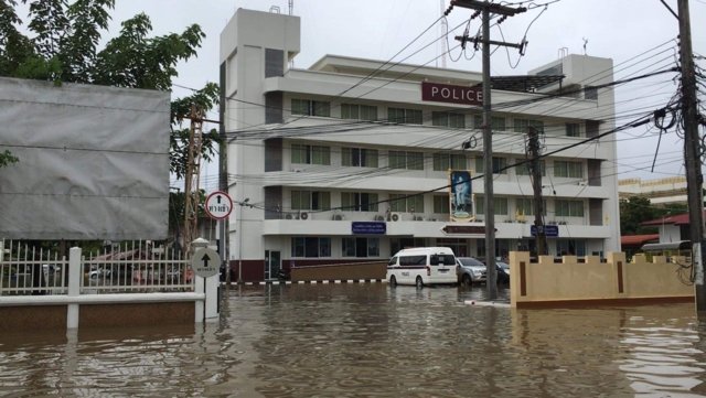 Heavy rain and flooding expected to worsen in several of Thailand’s provinces Heavy rain and flooding expected to worsen in several of Thailand’s provinces