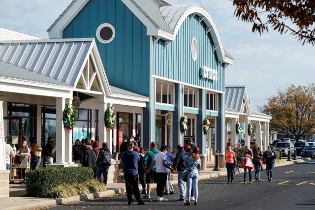'Black Friday' drags through November amid tight U.S. inventories 'Black Friday' drags through November amid tight U.S. inventories