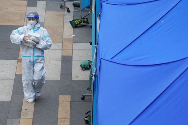 Hong Kong leader says fifth COVID wave has 'overwhelmed' city's capacity Hong Kong leader says fifth COVID wave has 'overwhelmed' city's capacity