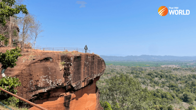Stunning mythical shapes drawn by nature bring fame to Bueng Kan Stunning mythical shapes drawn by nature bring fame to Bueng Kan