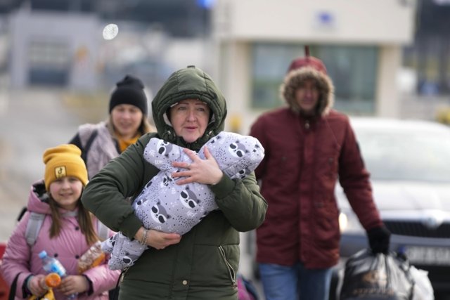 Ukraine refugee count tops 1 million; Russians besiege ports Ukraine refugee count tops 1 million; Russians besiege ports