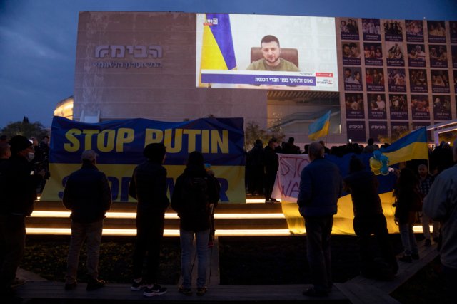 Zelenskyy evokes Holocaust as he appeals to Israel for aid Zelenskyy evokes Holocaust as he appeals to Israel for aid