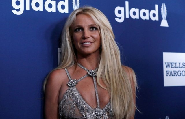 Britney Spears makes musical comeback with Elton John duet Britney Spears makes musical comeback with Elton John duet