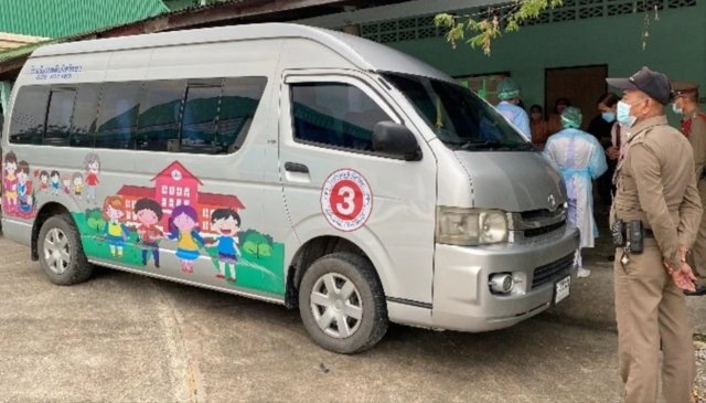 7-year-old girl dies in school van in Chon Buri province 7-year-old girl dies in school van in Chon Buri province