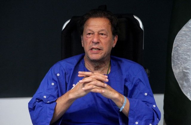 Pakistan's Imran Khan to resume protest after recovering from shooting Pakistan's Imran Khan to resume protest after recovering from shooting