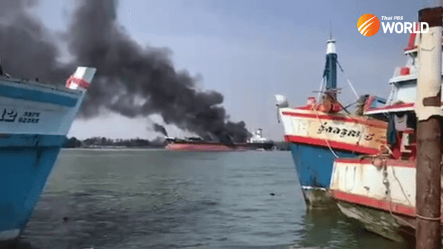 Oil tanker catches fire in Samut Songkhram dockyard, four injured Oil tanker catches fire in Samut Songkhram dockyard, four injured